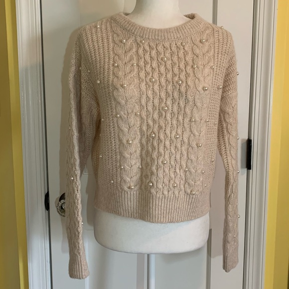 Abercrombie & Fitch Sweaters - Abercrombie & Fitch sweater with pearls size XS